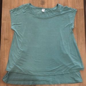 Old Navy NURSING top (M)